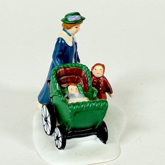 Dept 56 Heritage Village Accessories Busy Sidewalks Set Of 4 #55352 Vintage - Picture 7 of 12